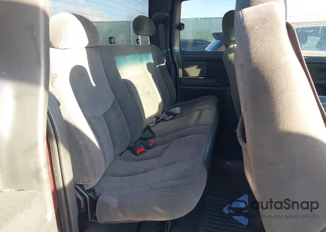 2003 Chevrolet Silverado 1500 Ls из США, поврежденный, VIN 2GCEC19T631288034